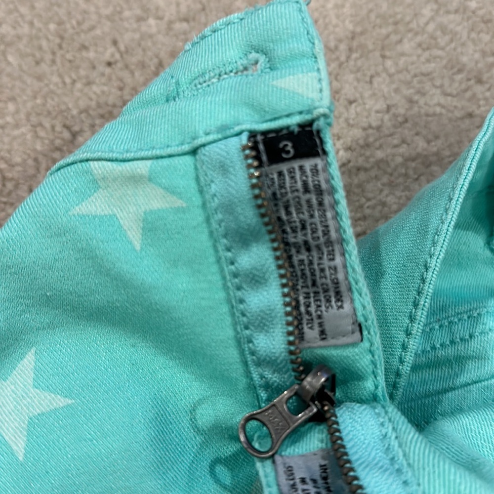 Reversible shorts! - Picture 4 of 5